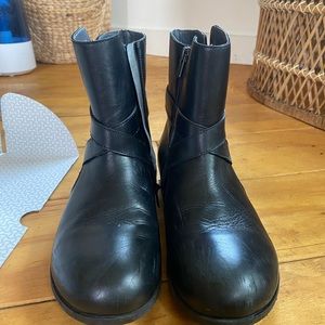 Birkenstock boots NWOT